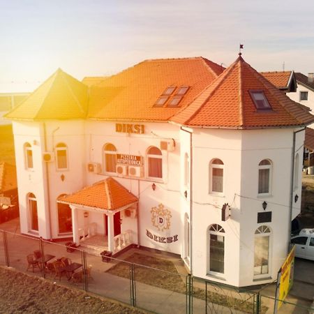 Apartmani Diksi Zrenjanin Zewnętrze zdjęcie
