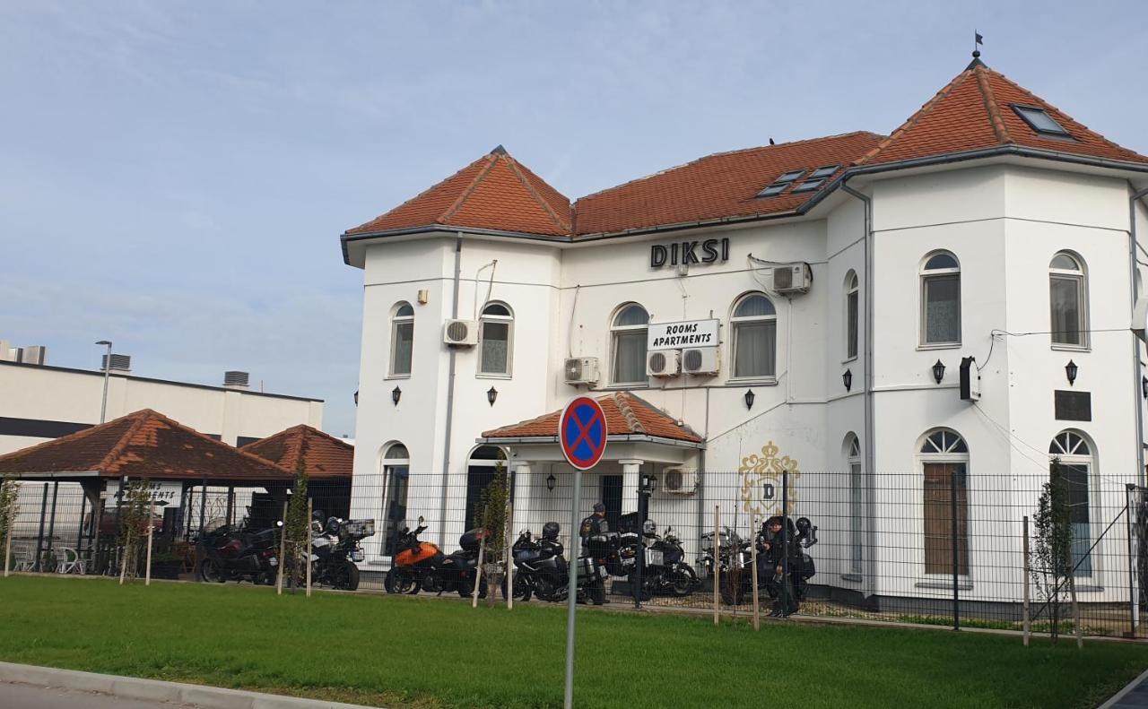 Apartmani Diksi Zrenjanin Zewnętrze zdjęcie