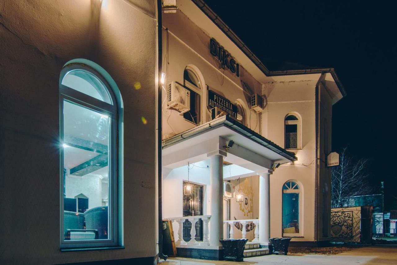 Apartmani Diksi Zrenjanin Zewnętrze zdjęcie