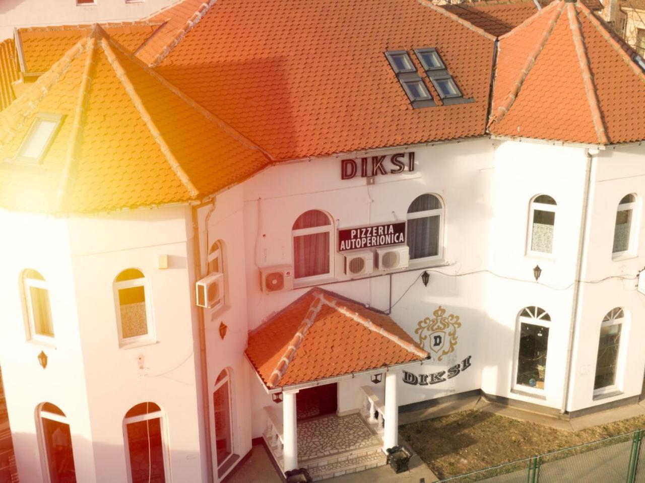 Apartmani Diksi Zrenjanin Zewnętrze zdjęcie