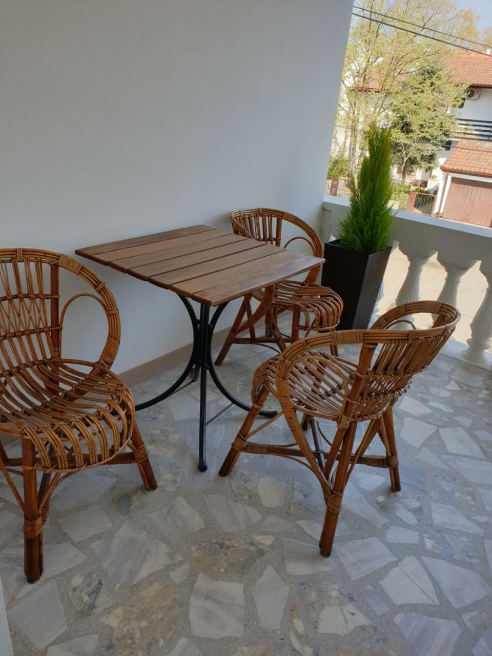 Apartmani Diksi Zrenjanin Zewnętrze zdjęcie