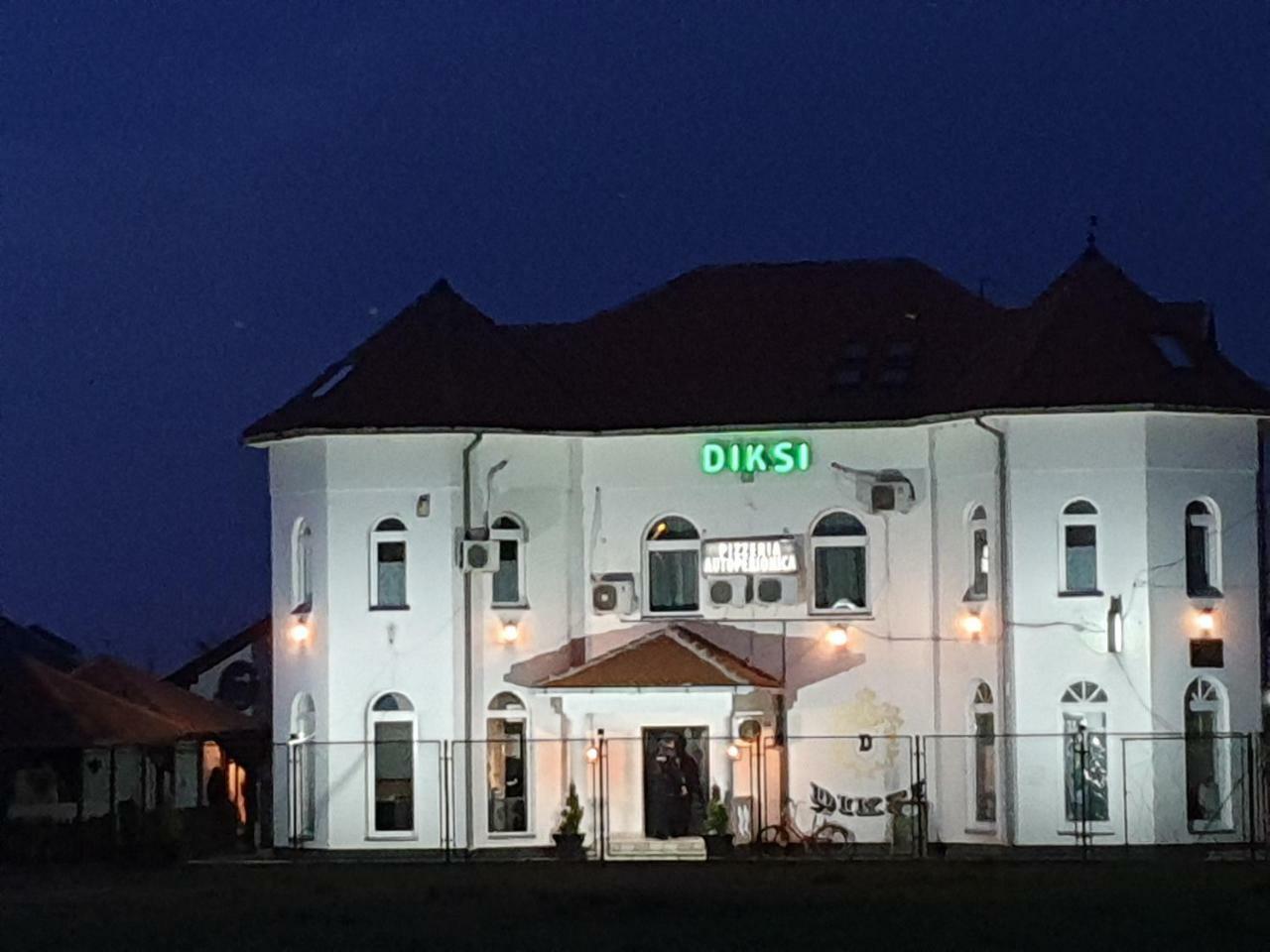 Apartmani Diksi Zrenjanin Zewnętrze zdjęcie